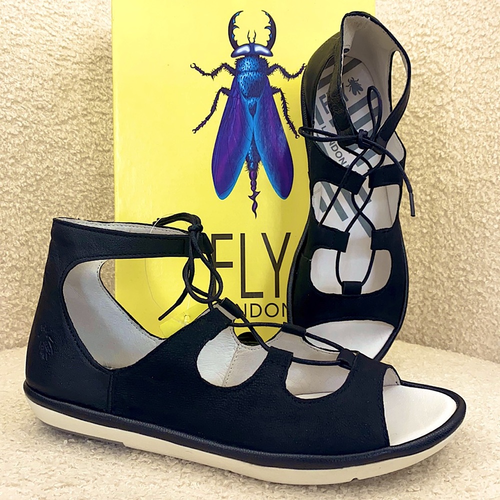 Fly London Mura gladiator leather sandals eu 39 us 8 8,5 black shoes lacr